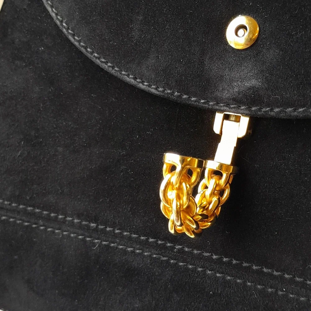 Paloma Picasso  Vintage Suede Chain Cross body Bag! - Picture 3 of 15